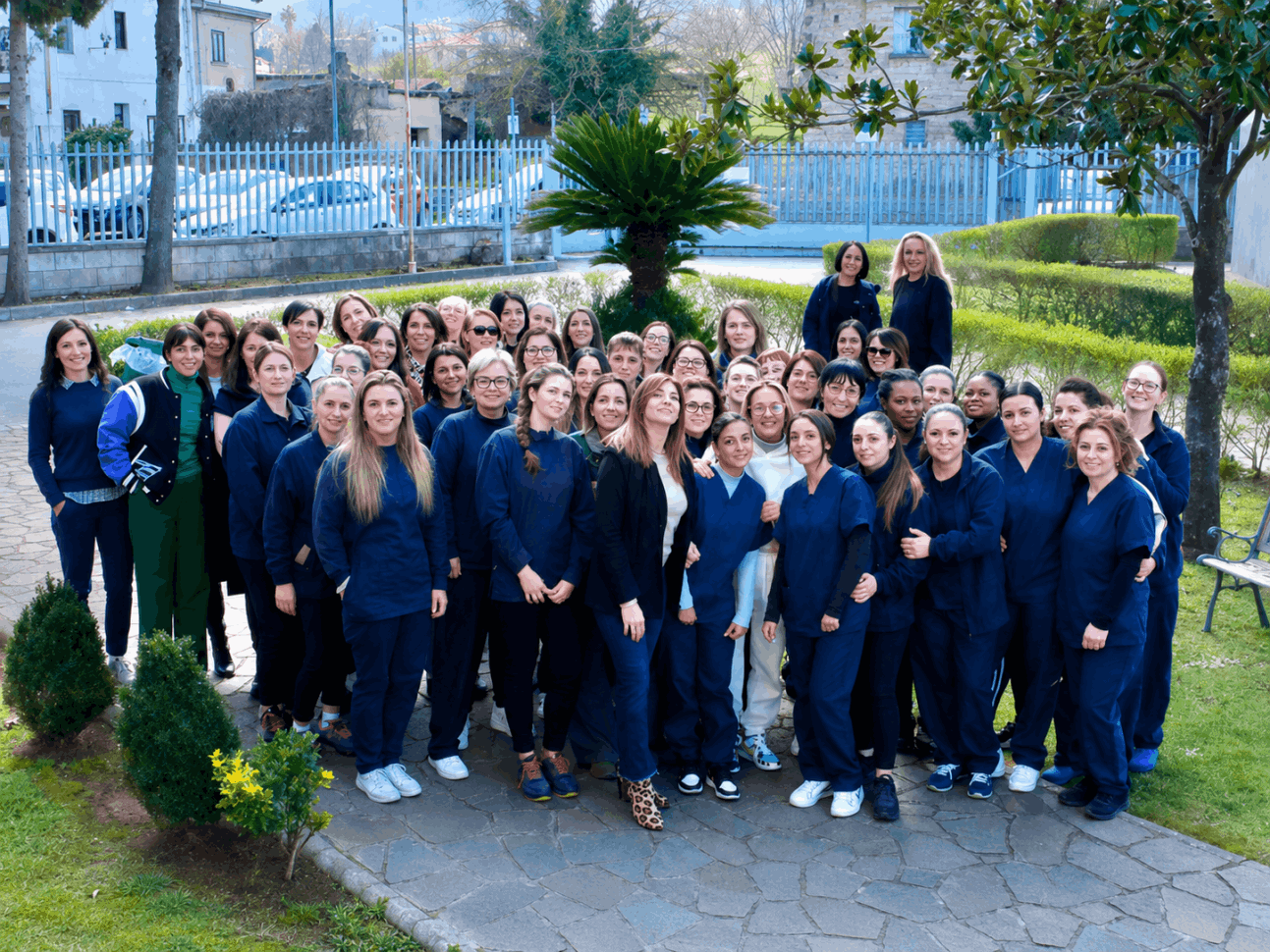 DONNE SERVIZI SANITARI INTEGRATI